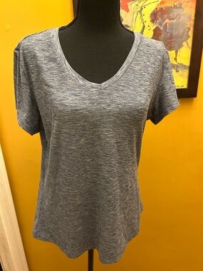 Women’s Ebb & Flow Blue Heather Slinky V Neck Yoga Top Size L